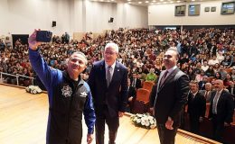 Sanayi ve Teknoloji Bakanı Kacır ile Türkiye’nin ilk astronotu Gezeravcı, EÜ’ye konuk oldu