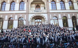 Bilgehane Hafızlık Öğrencileriyle Buluşan Başkan Altay: “Bu Güzellik En Çok Konya’ya Yakışıyor”