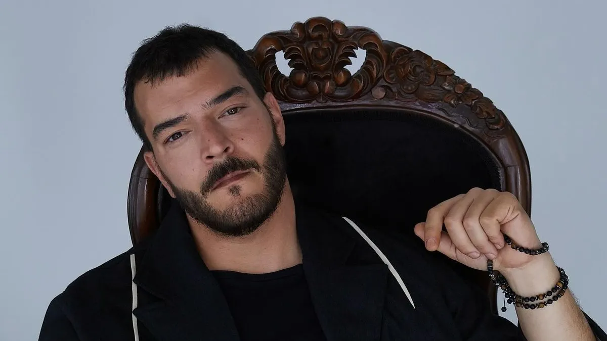 Kuruluş Osman’ın yıldızı Çağrı Şensoy’dan samimi açıklamalar! ‘Tecrübeli babalardan tavsiyeler alıyorum’